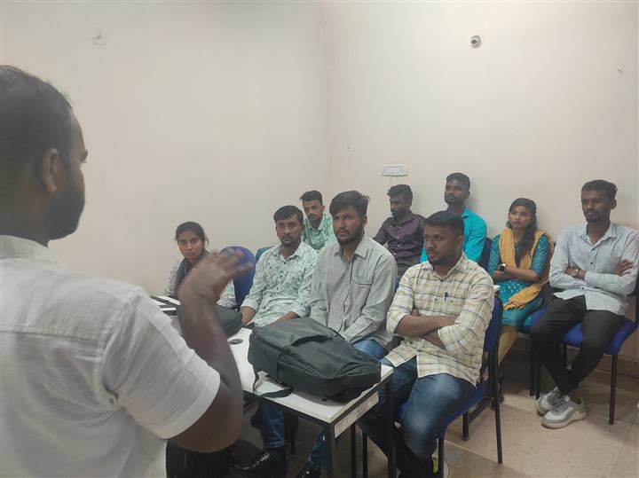 Trainer addressing offline HR and IR learners